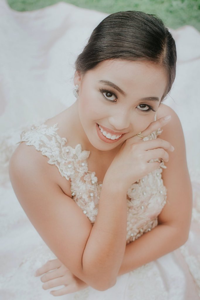 Close up of beautiful bride with beautiful wedding day skin.