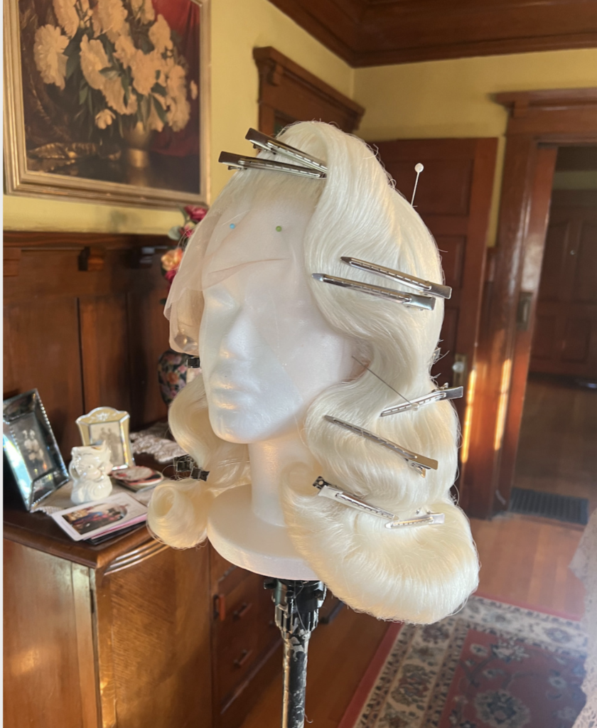 Platinum blonde pinup style wig